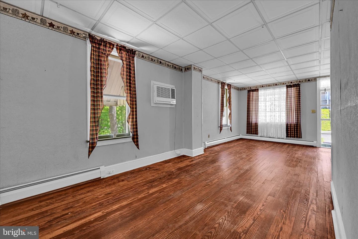 147 Walnut Street photo 26