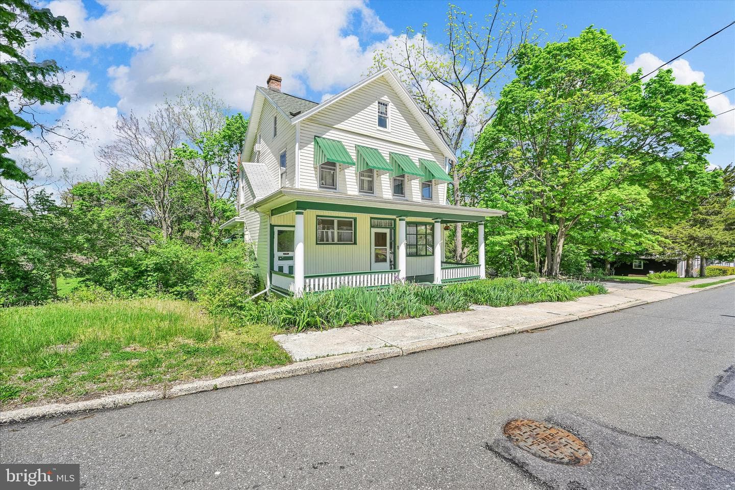 147 Walnut Street photo 3