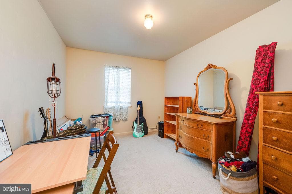 71 Winchester Court photo 17