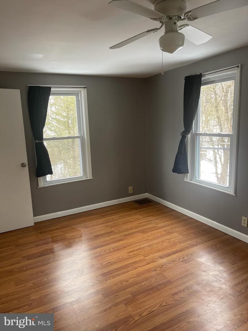 108 Poplar Road photo 19