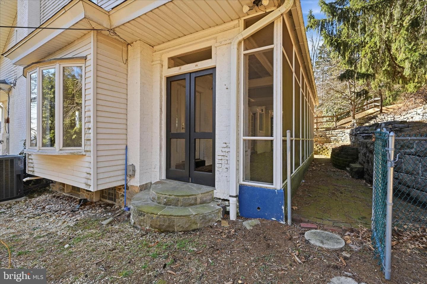 450 Fountain Avenue photo 36