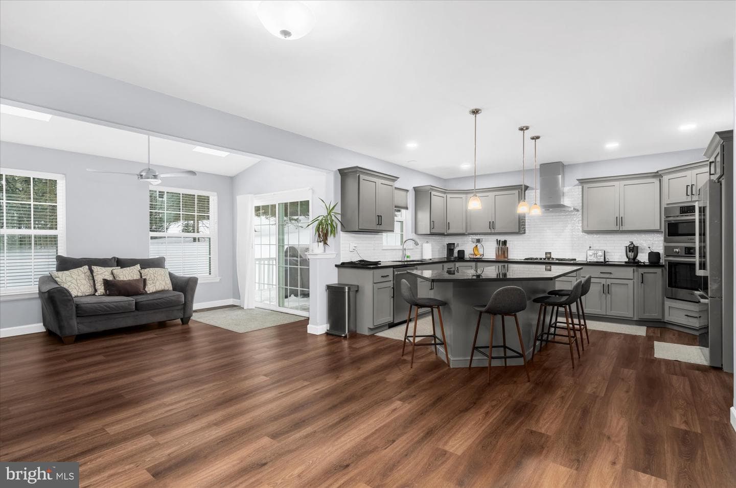 200 Sianna Circle photo 27