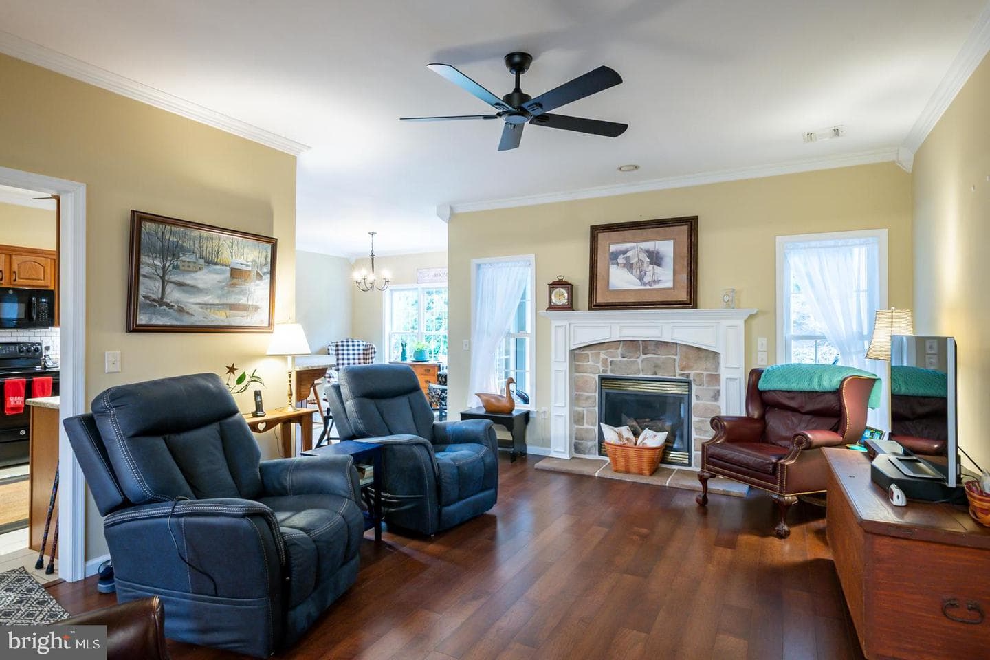 45 Thea Court photo 11