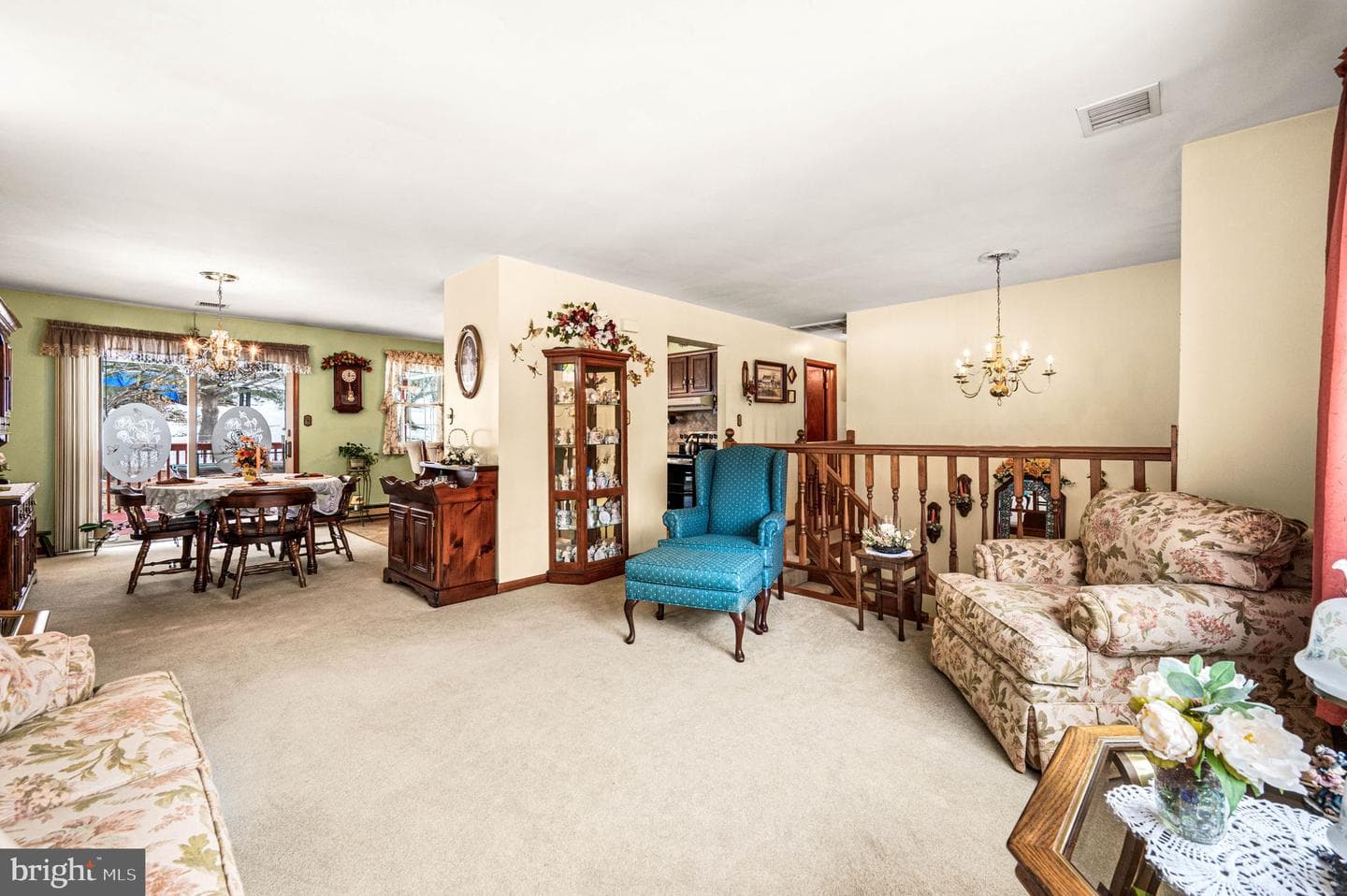 1548 County Line Road photo 5