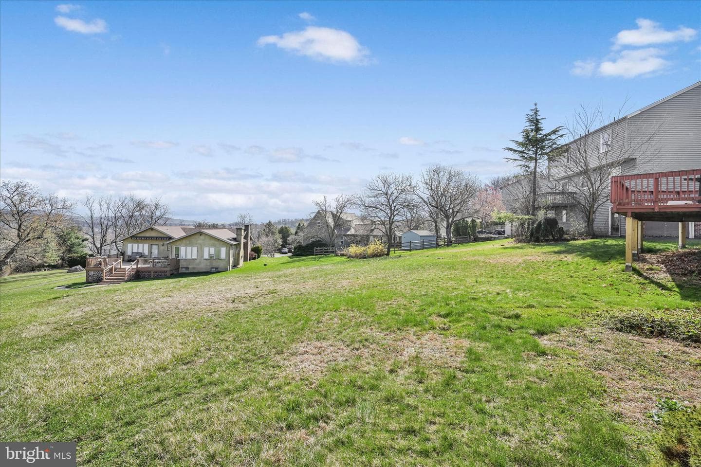 205 Pembroke Drive photo 24