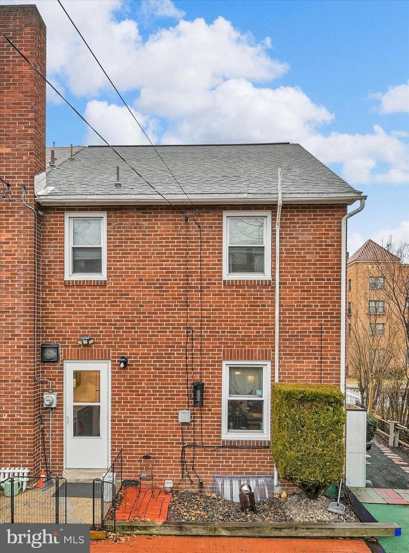 1425 N 13th Street photo 26