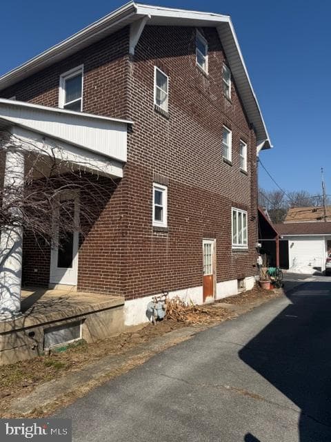 207 Revere photo 2