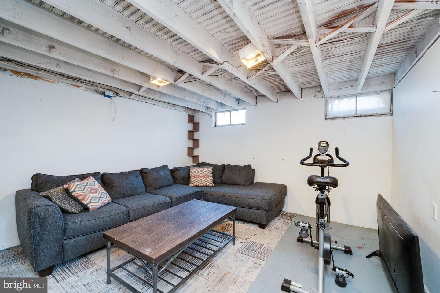300 Mckinley Avenue photo 27