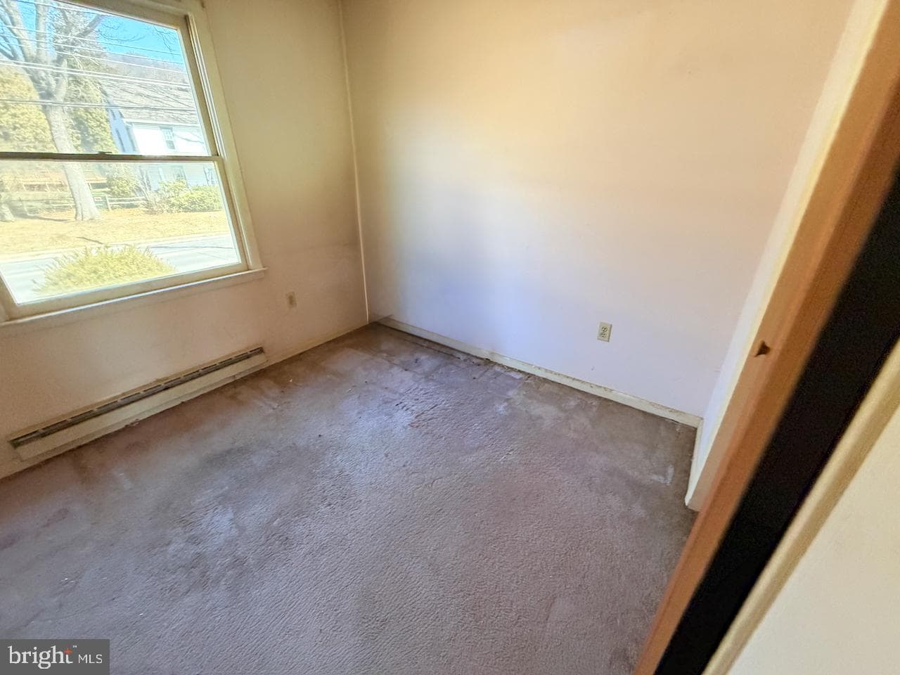 3804 Saint Lawrence Avenue photo 17