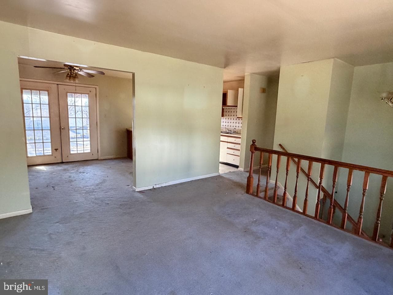 3804 Saint Lawrence Avenue photo 7