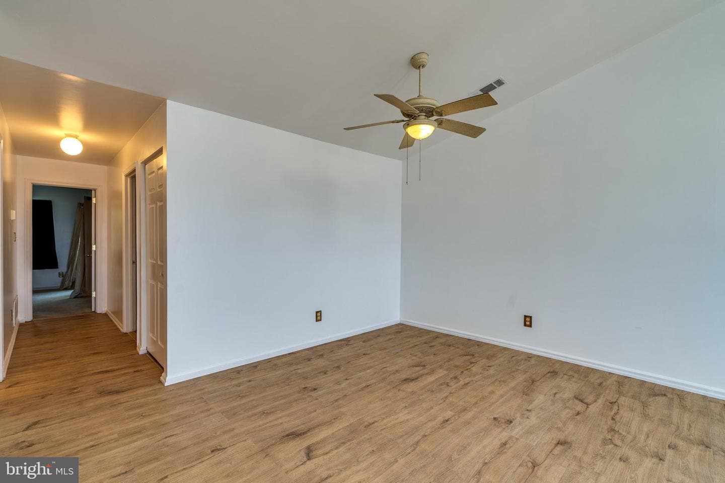 225 N 14th Street photo 9