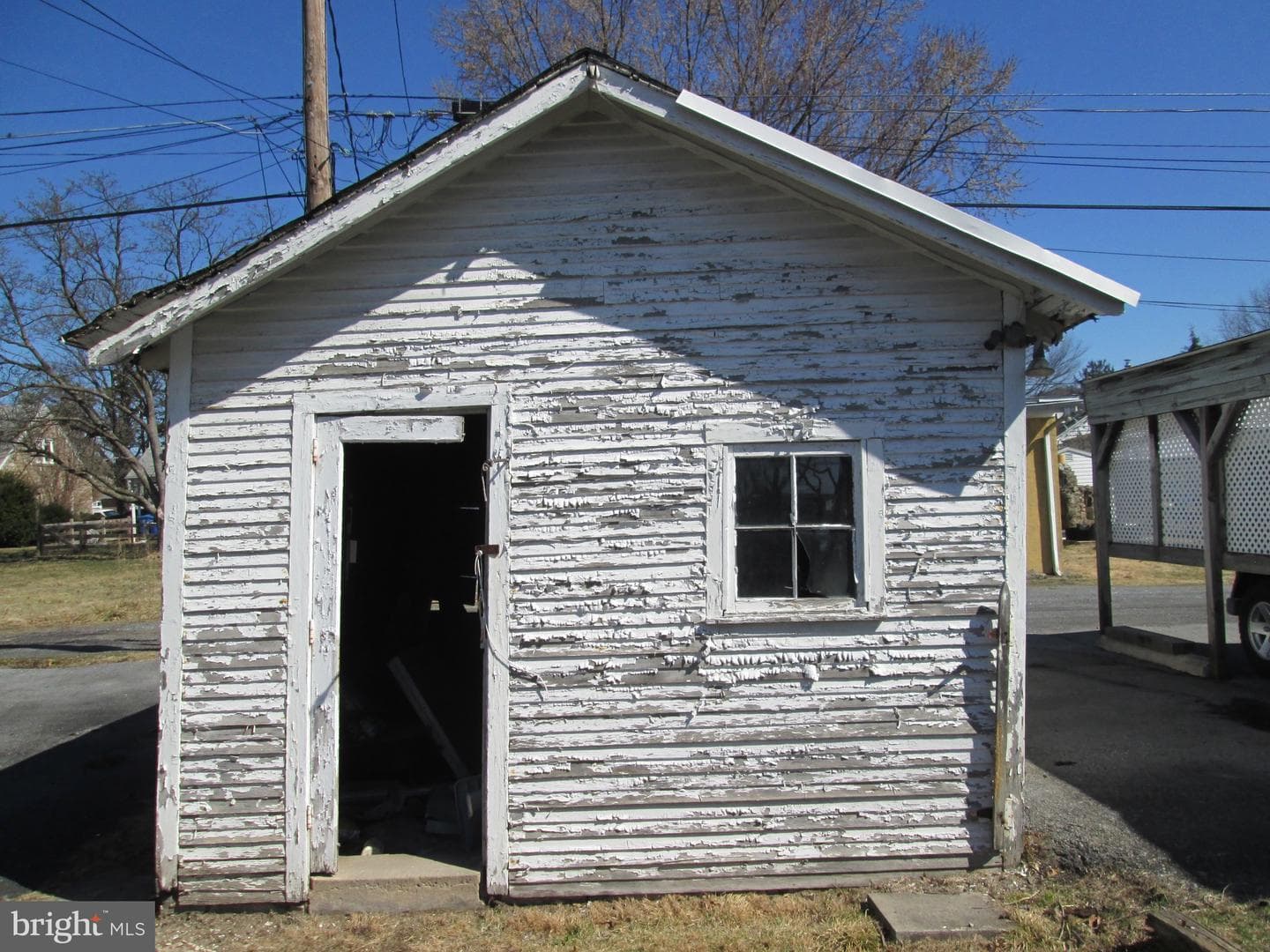 431 Raymond Street photo 40