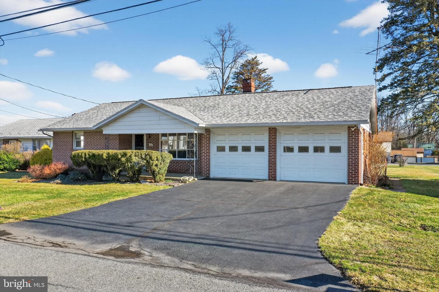 321 Lindbergh Avenue photo 37