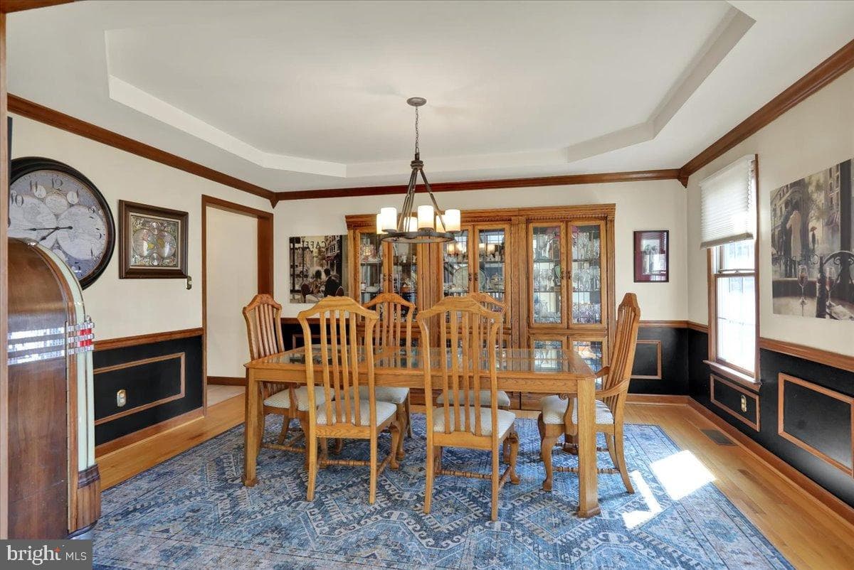 23 Laura Court photo 18