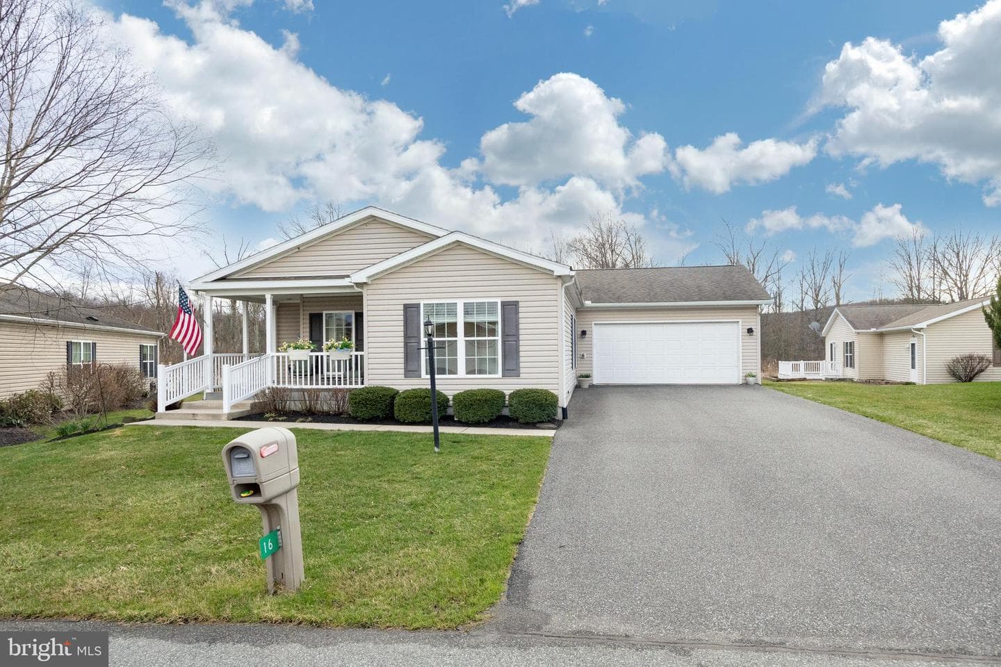 16 Cormorant Drive photo 2