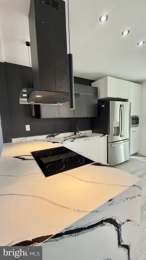 24 Marshall Avenue photo 15