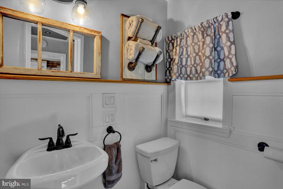 204 E High Street photo 20
