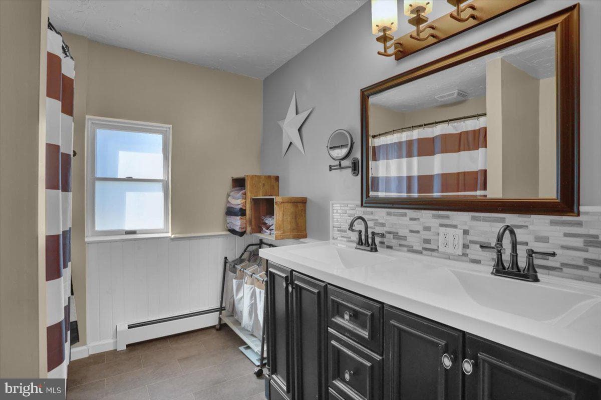 204 E High Street photo 31