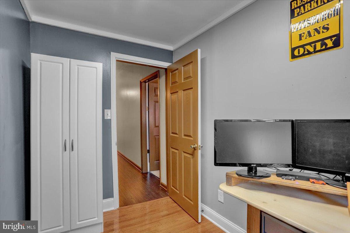 204 E High Street photo 35