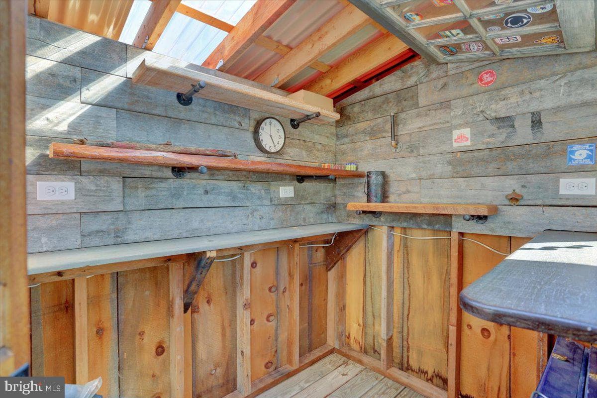 204 E High Street photo 44