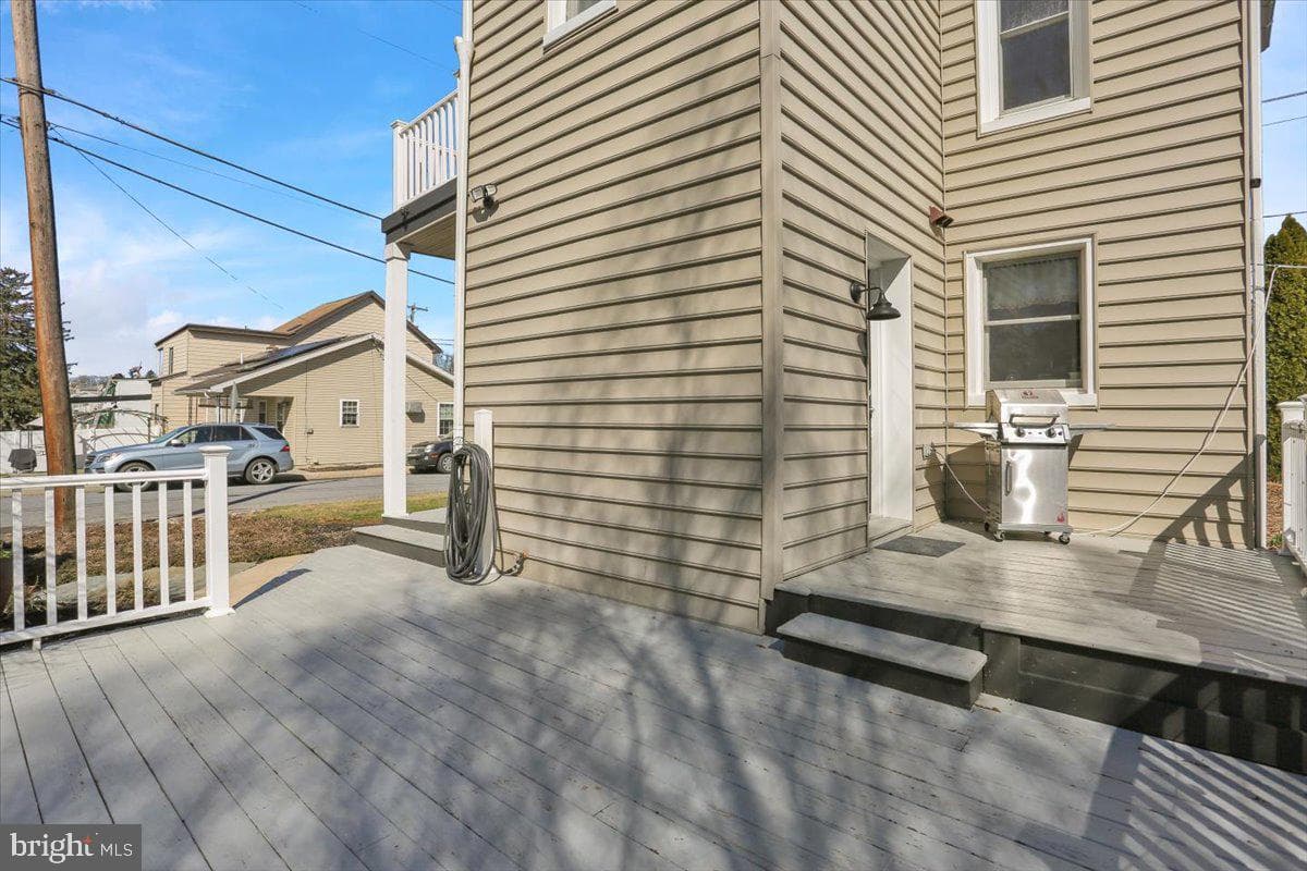 204 E High Street photo 55