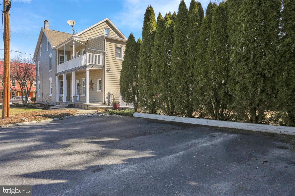 204 E High Street photo 57