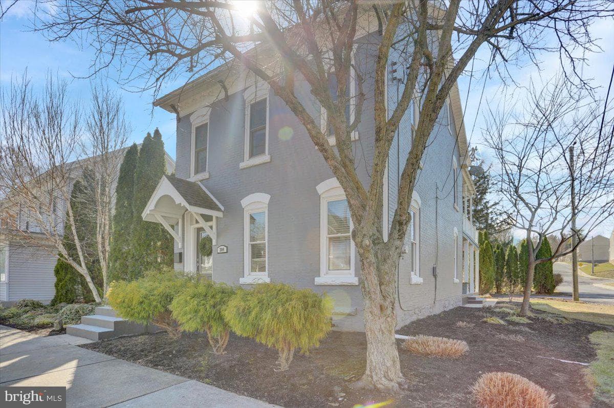 204 E High Street photo 59