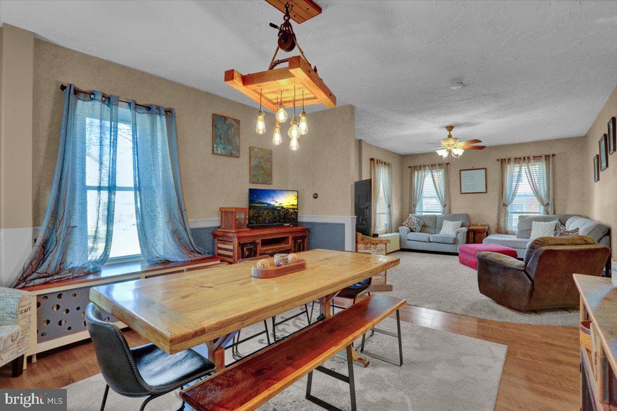 204 E High Street photo 7