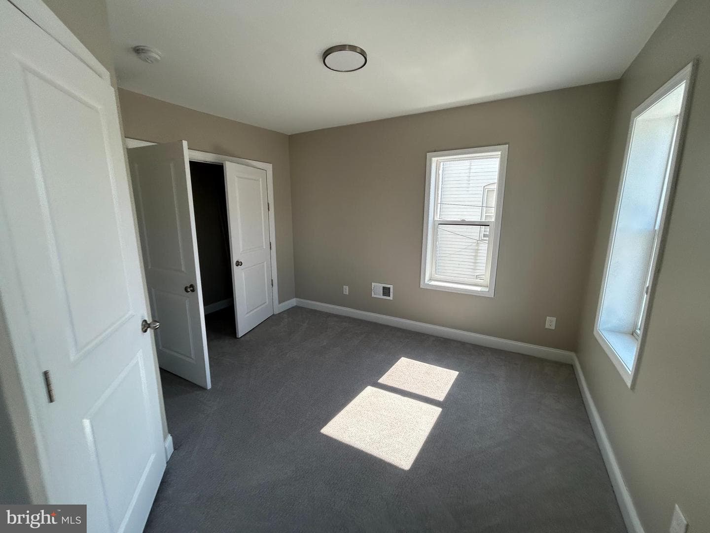 626 N Reading Avenue photo 10