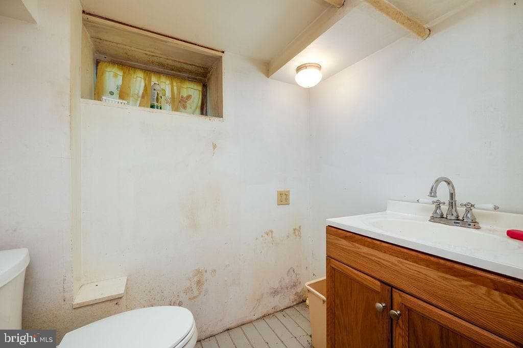 2446 Grandview Avenue photo 33