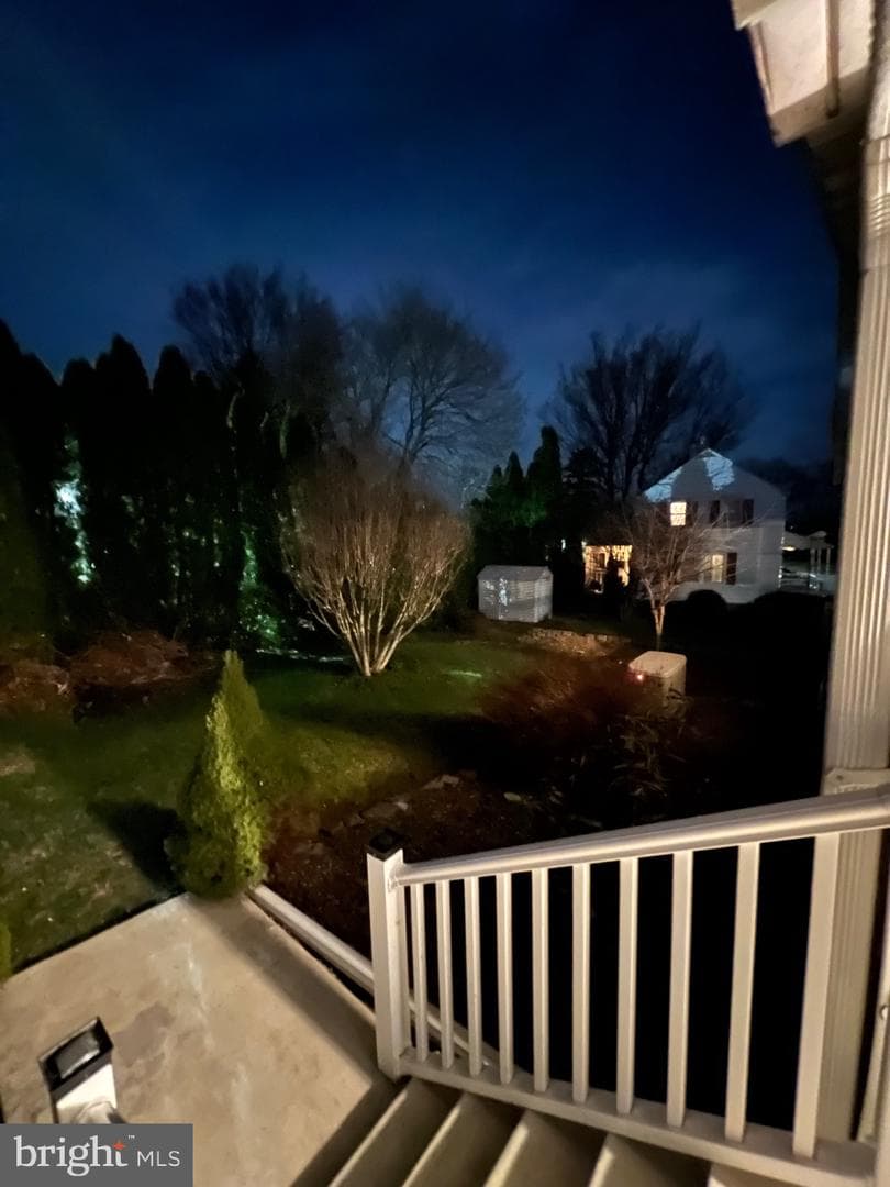 2 Locust Lane photo 18