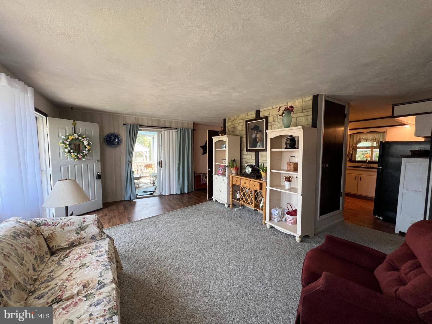 2 Locust Lane photo 7