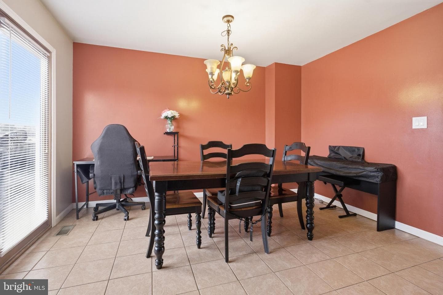 1302 Carbon Street photo 9