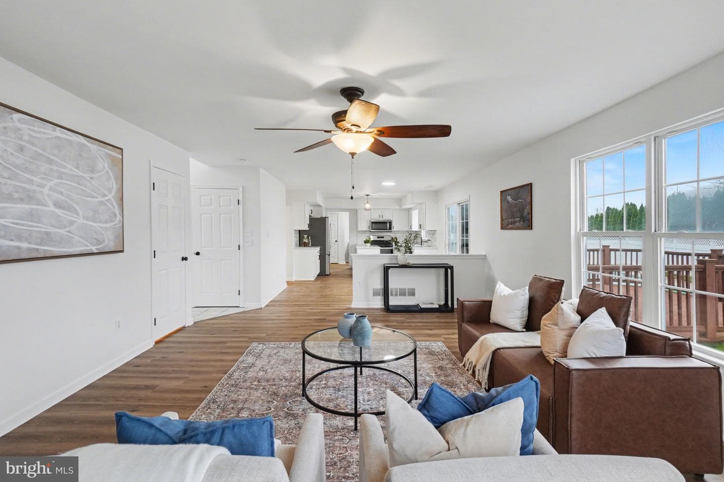 4983 Thornbury Cr photo 5