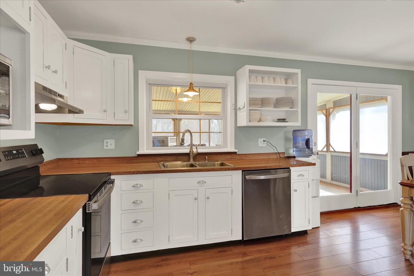 41 Laurel Avenue photo 14