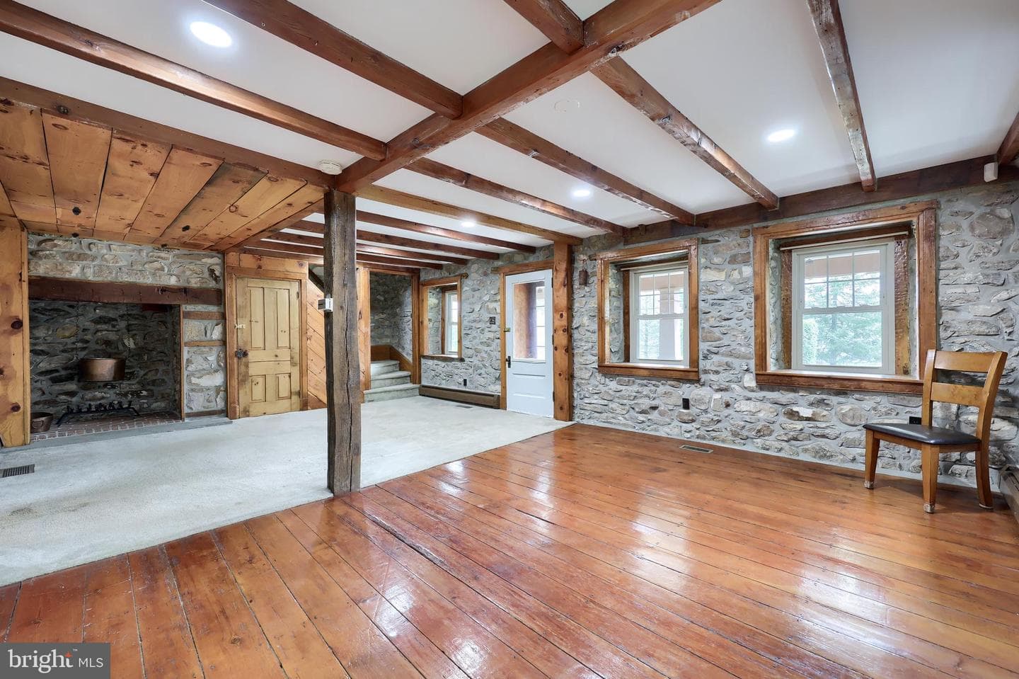 100 Seyler Road photo 10