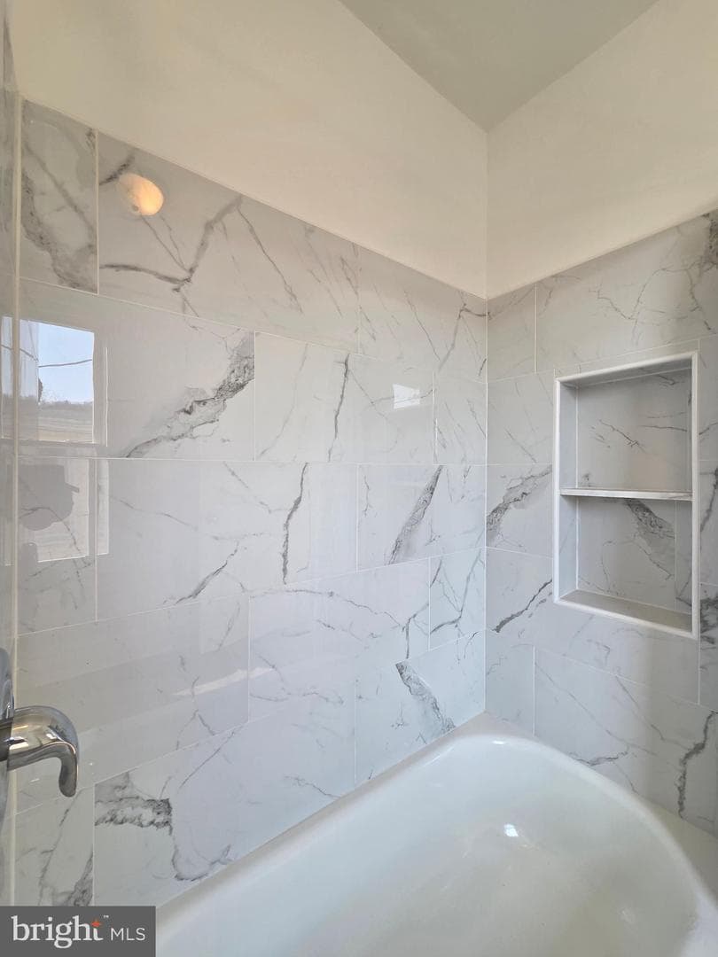 232 S 13th Street photo 23