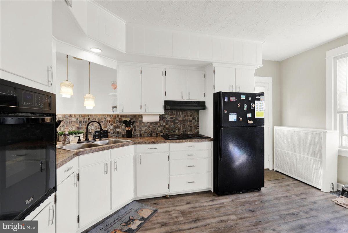 8 Pershing Boulevard photo 10
