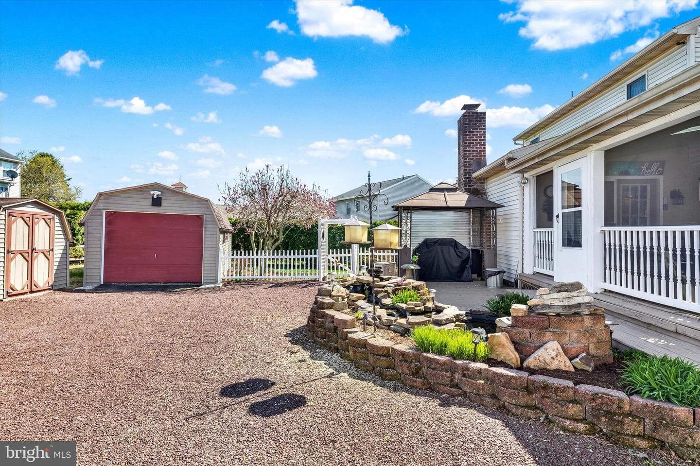 211 John Glenn Avenue photo 27
