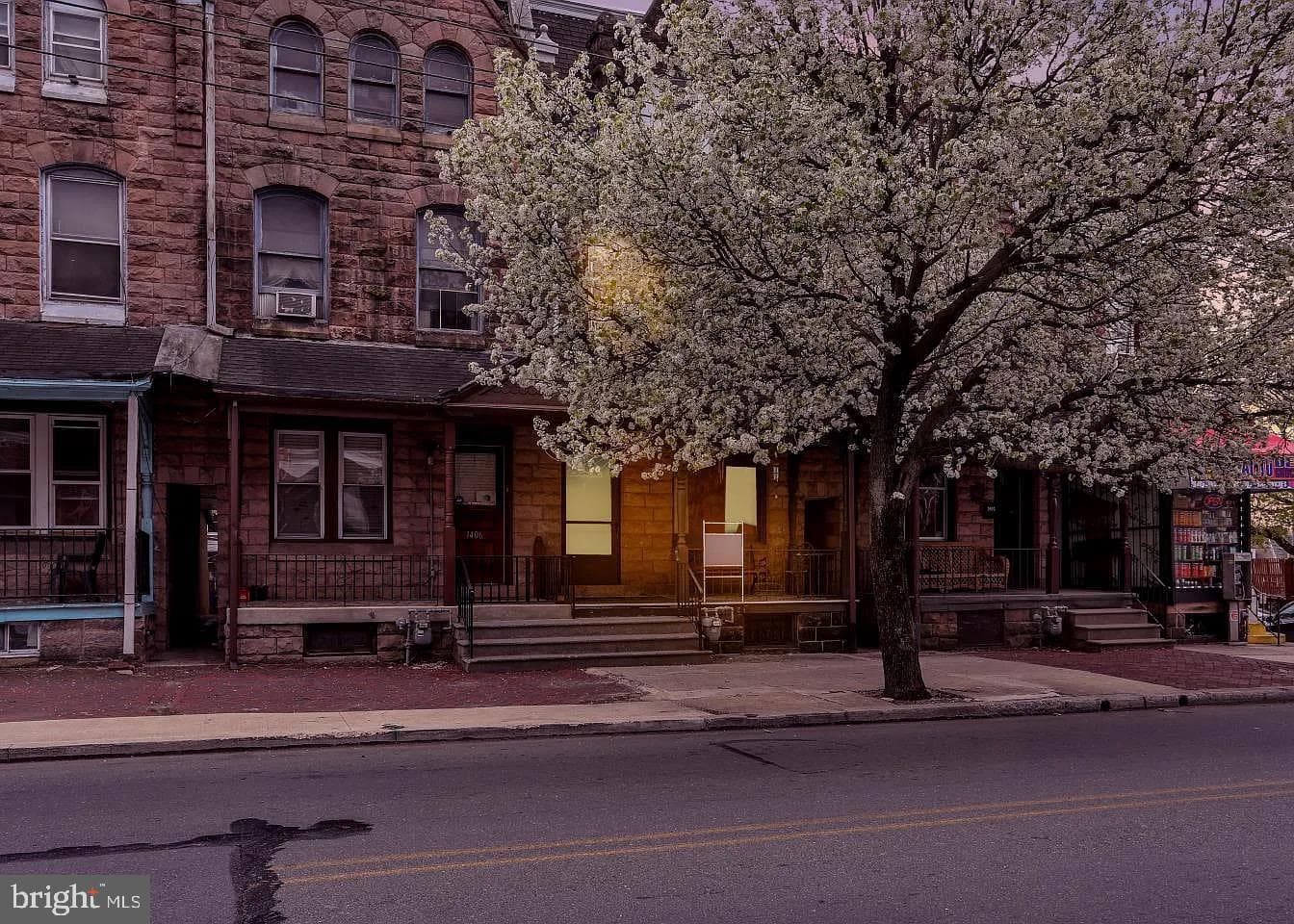 1404 Perkiomen Avenue photo 2