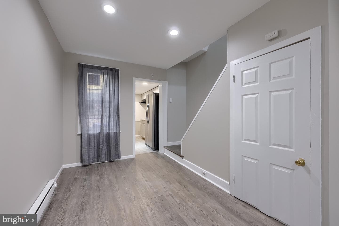 1047 Muhlenberg Street photo 5