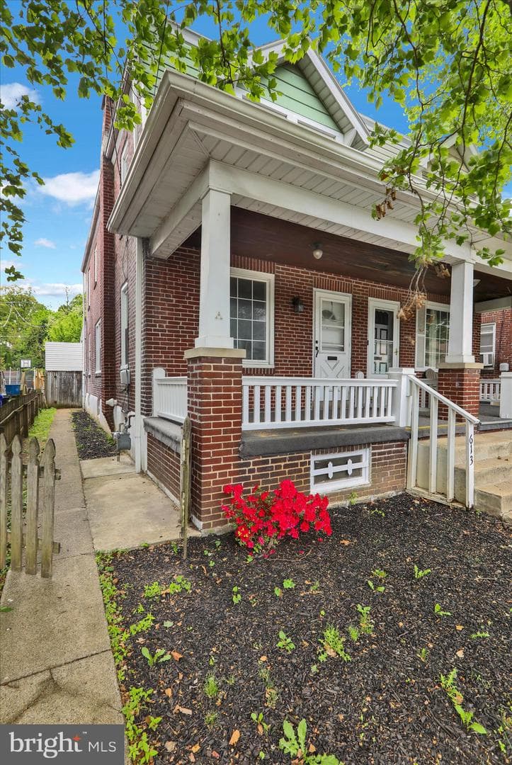 613 Crescent Avenue photo 3