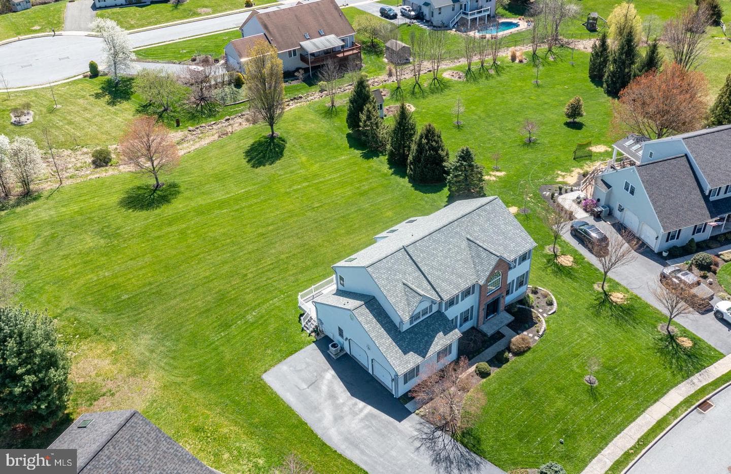 110 Orchard View Drive photo 42