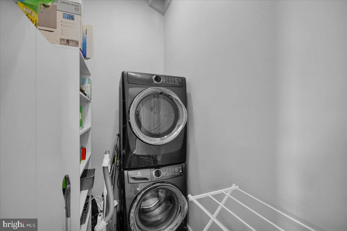 1100 Belmont Avenue #2 West photo 16