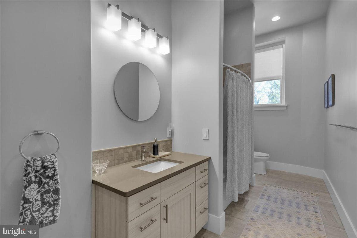 1100 Belmont Avenue #2 West photo 25