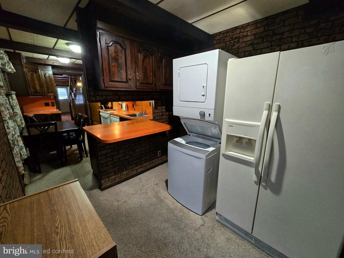 424 W Windsor Street photo 8
