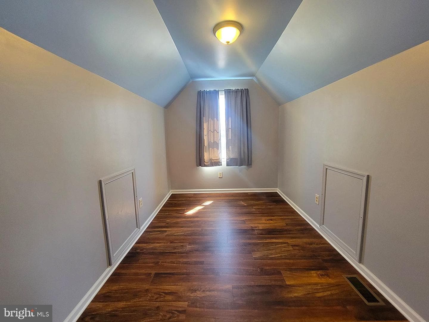 219 Berkshire Drive photo 48