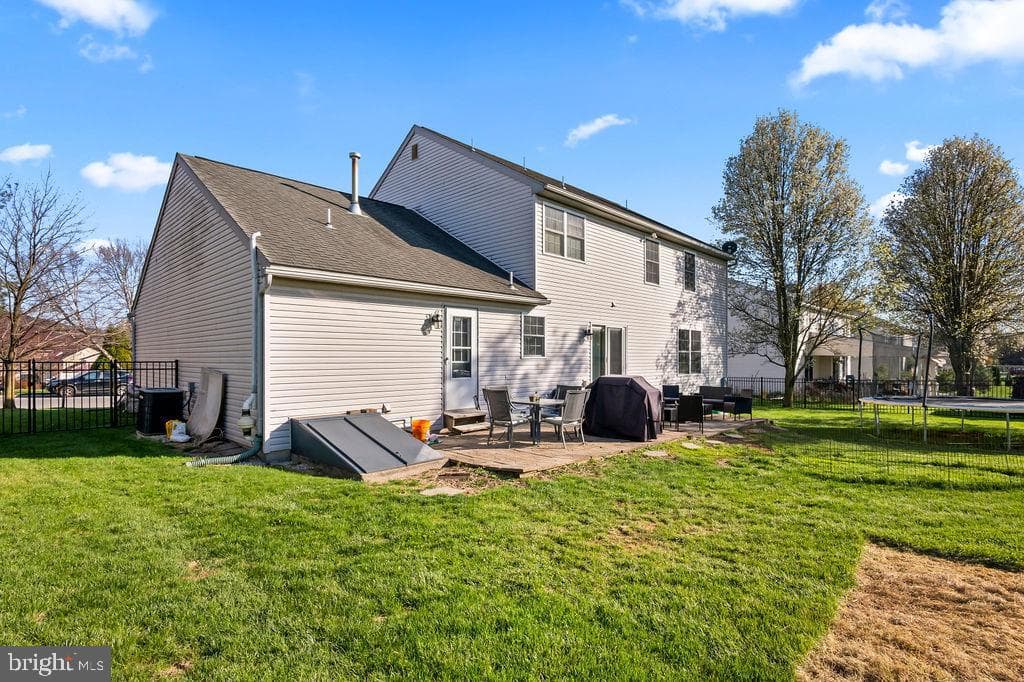 42 Nantucket Drive photo 3