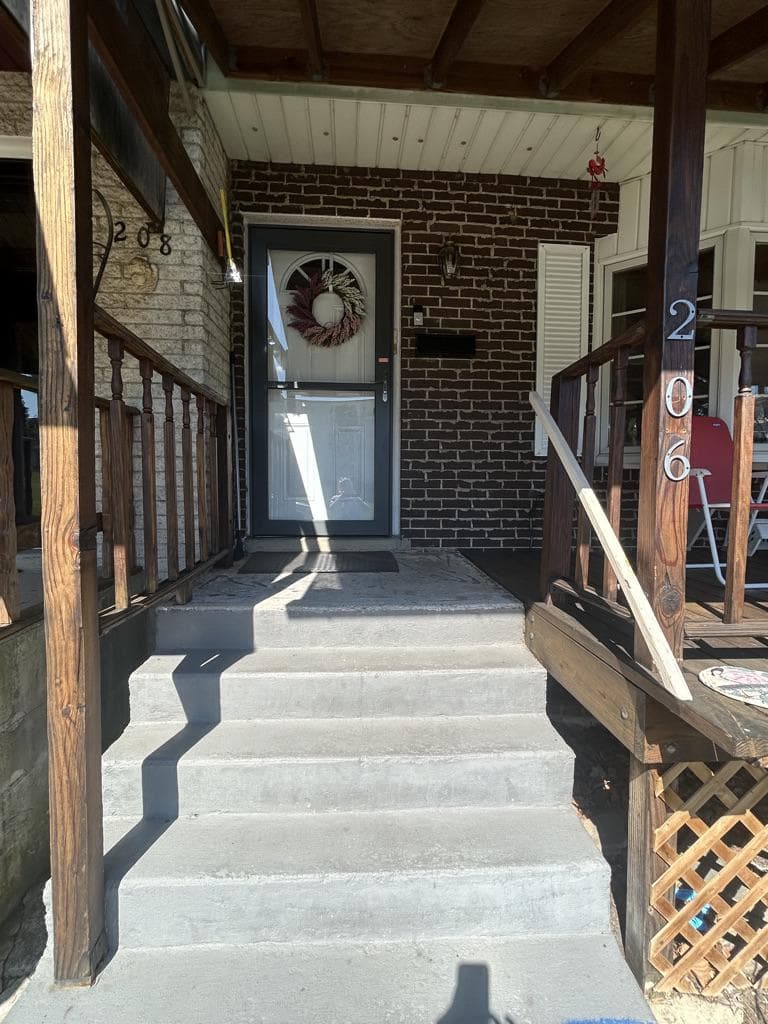 206 Hendel Street photo 3