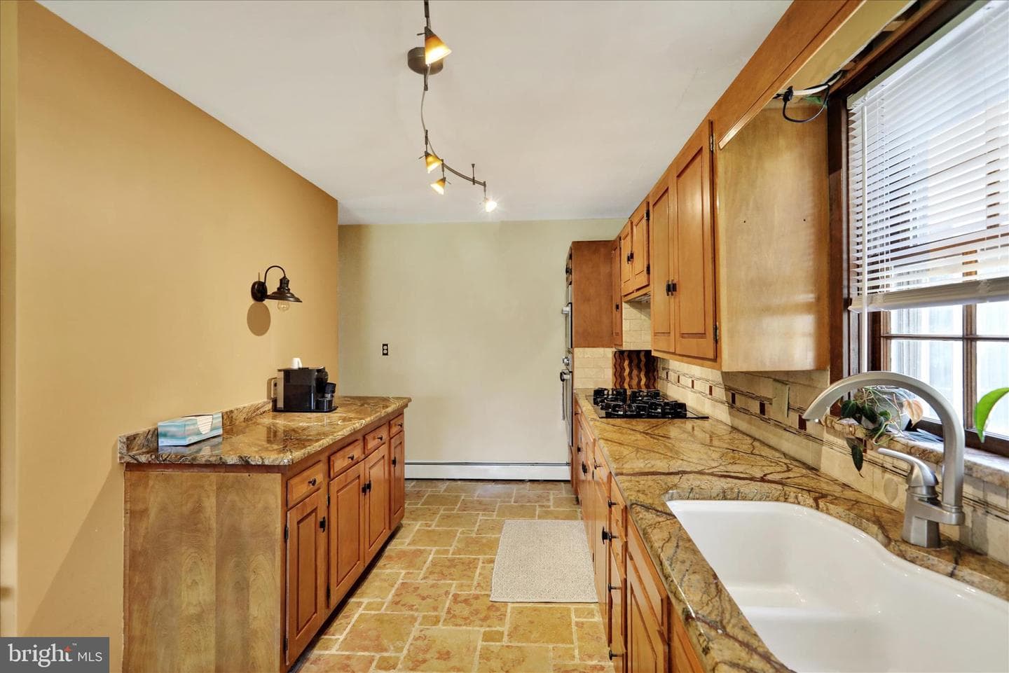 211 Orchard Road photo 19